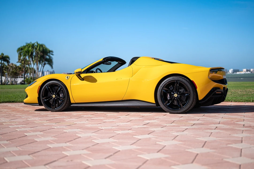 2026 Ferrari 296 GTS - Image 22 of 31