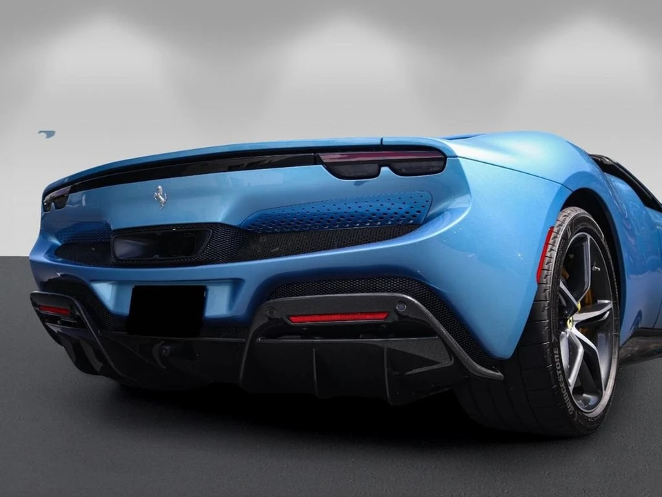 2026 Ferrari 296 GTS - Image 16 of 31