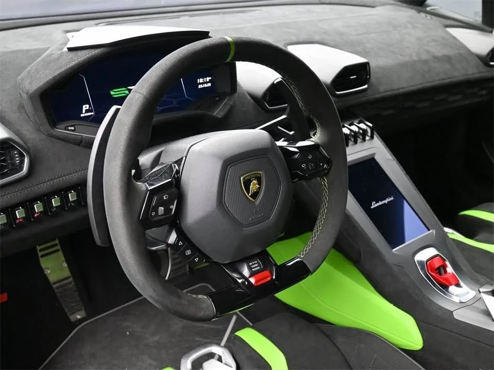 2026 Ferrari 488 GTB - Image 17 of 20