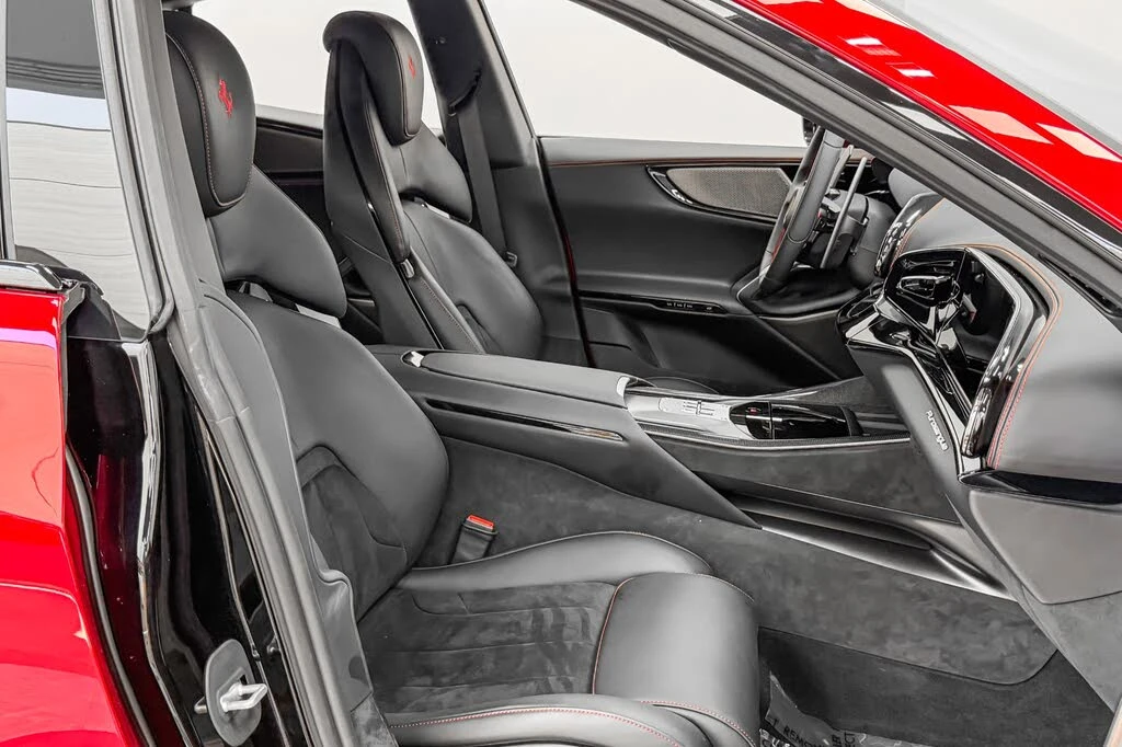 2026 Ferrari Purosangue - Image 26 of 31