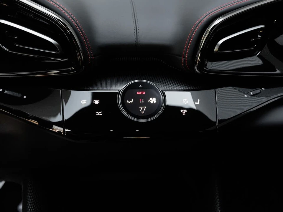2026 Ferrari Purosangue - Image 23 of 31