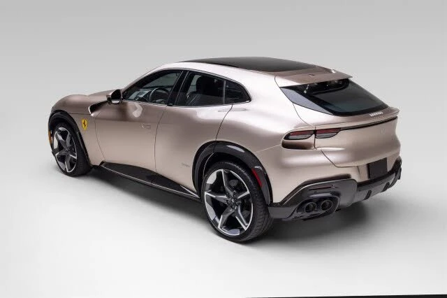 2026 Ferrari Purosangue - Image 8 of 31