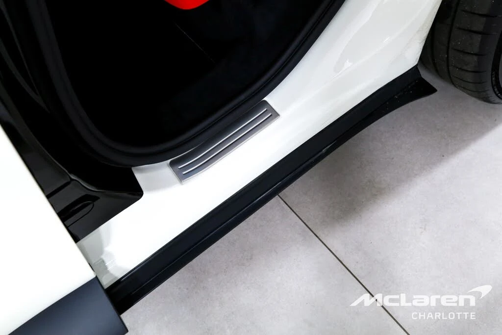 2026 Ferrari Purosangue - Image 20 of 31