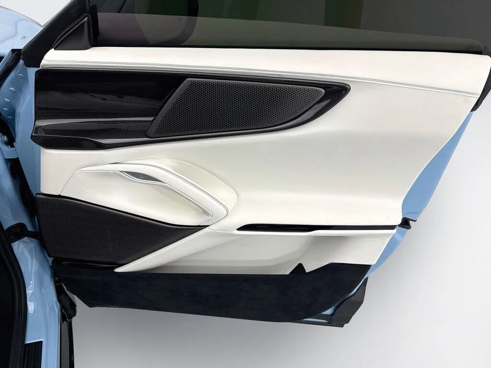 2026 Ferrari Purosangue - Image 24 of 31