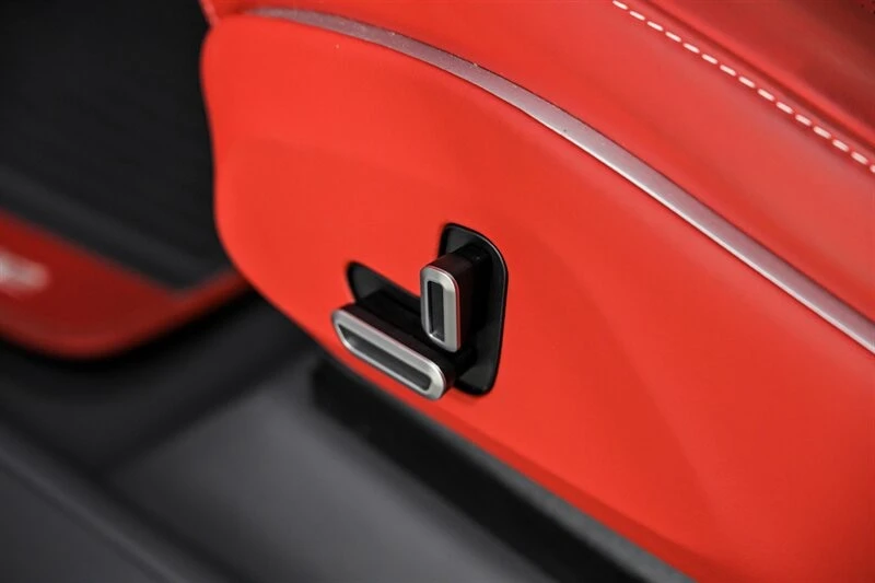 2026 Ferrari Purosangue - Image 30 of 31