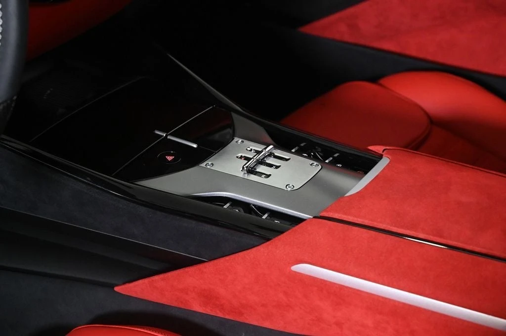 2026 Ferrari Purosangue - Image 25 of 31