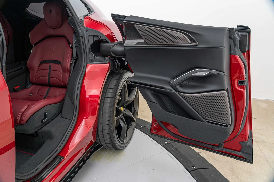 2026 Ferrari Purosangue - Image 30 of 31