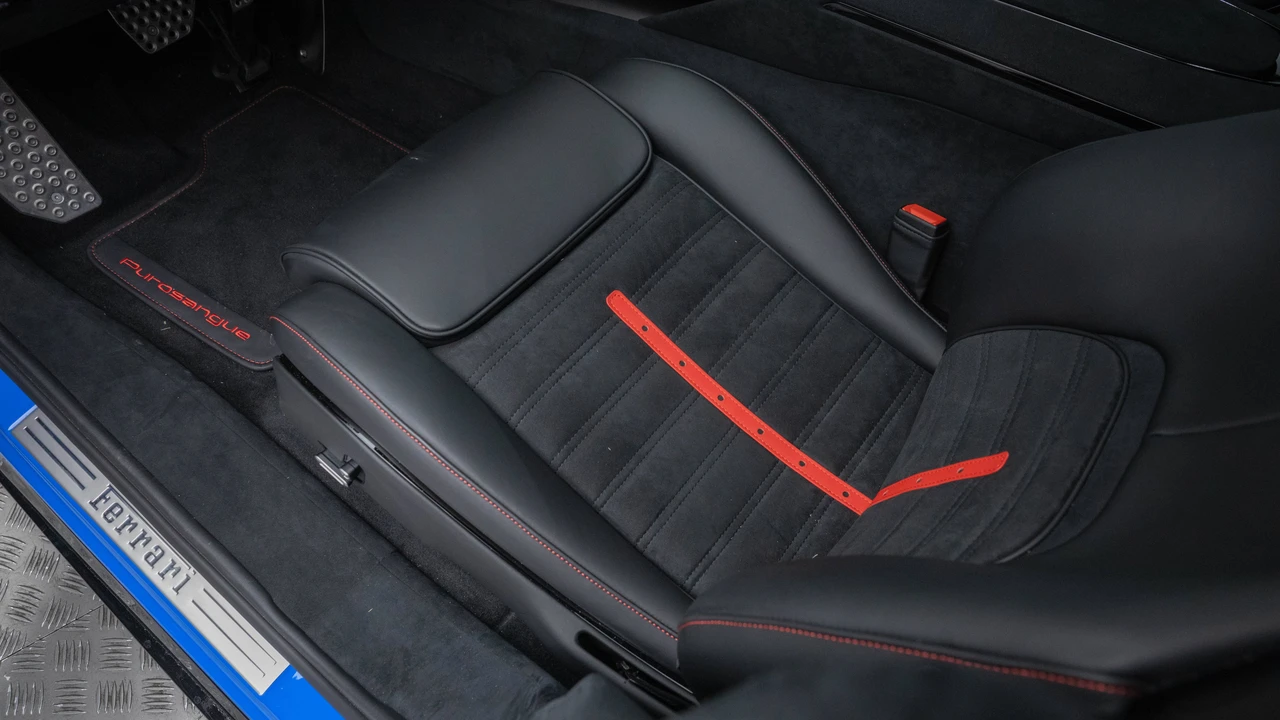 2026 Ferrari Purosangue - Image 15 of 31