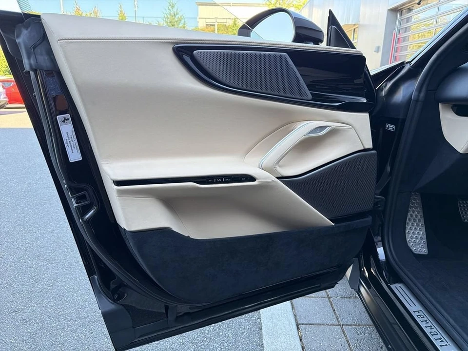 2026 Ferrari Purosangue - Image 27 of 31