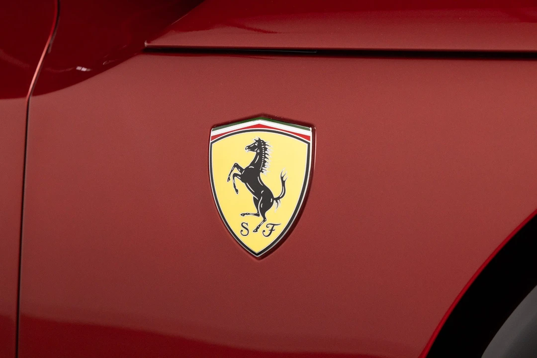 2026 Ferrari Purosangue - Image 25 of 31