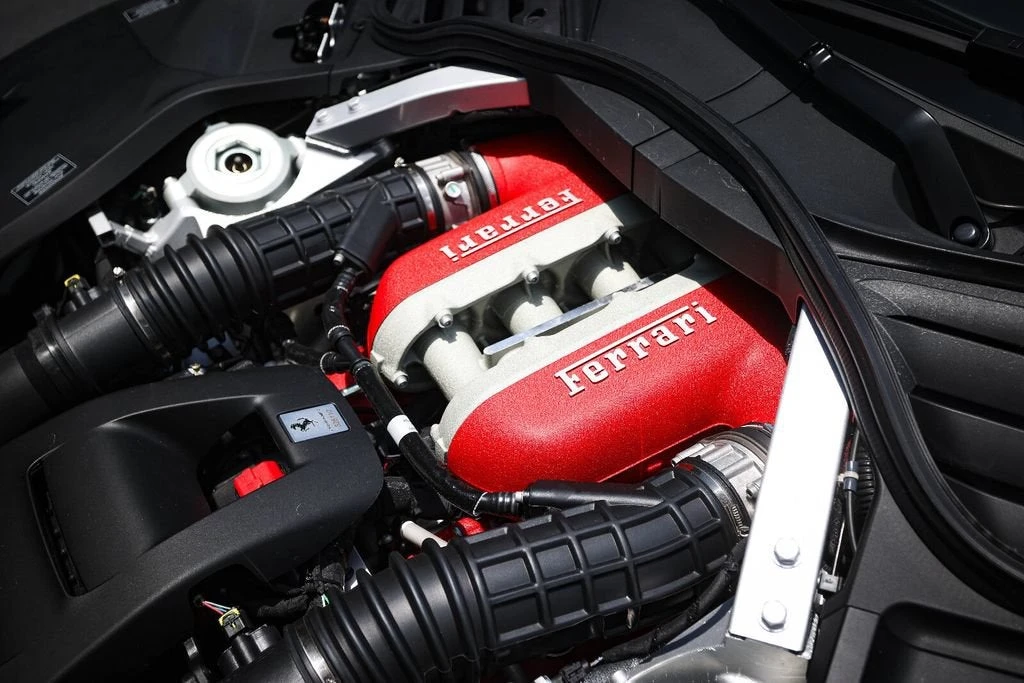 2026 Ferrari Purosangue - Image 24 of 31