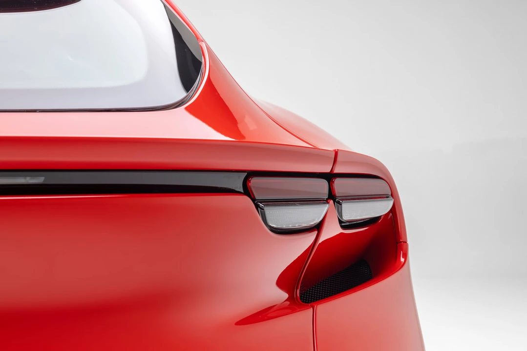 2026 Ferrari Purosangue - Image 23 of 31