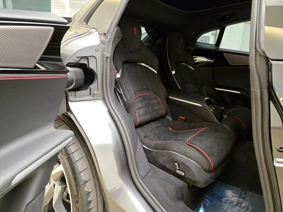 2026 Ferrari Purosangue - Image 26 of 31