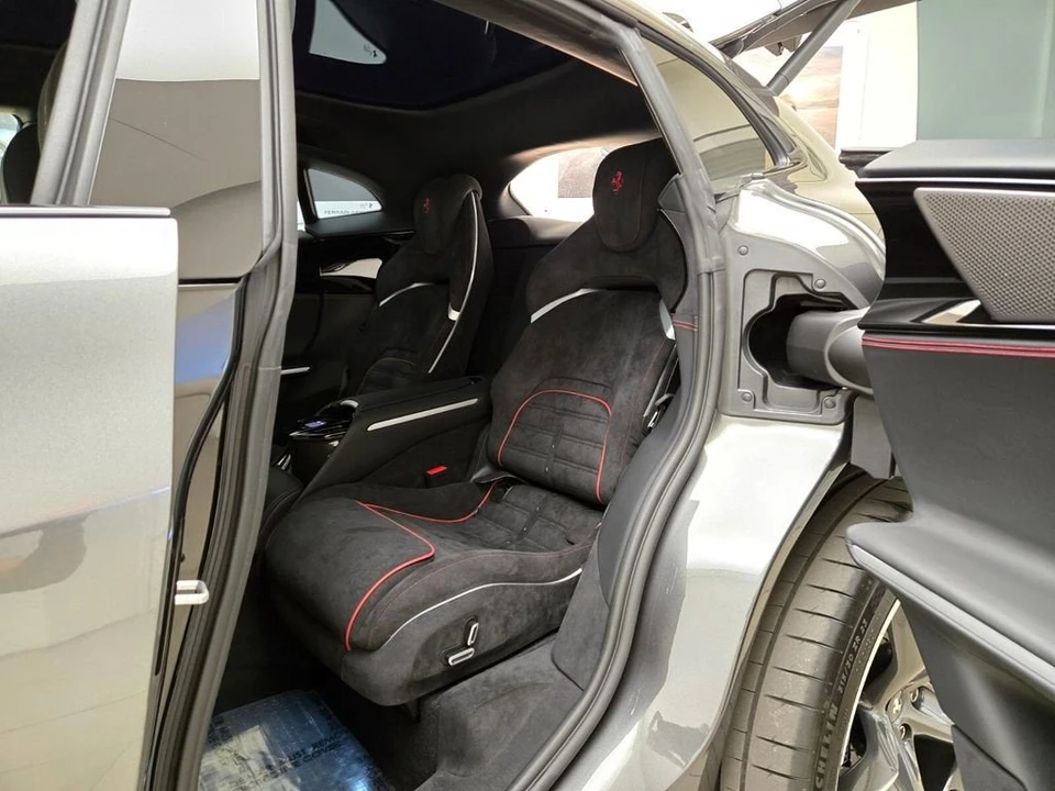 2026 Ferrari Purosangue - Image 18 of 31