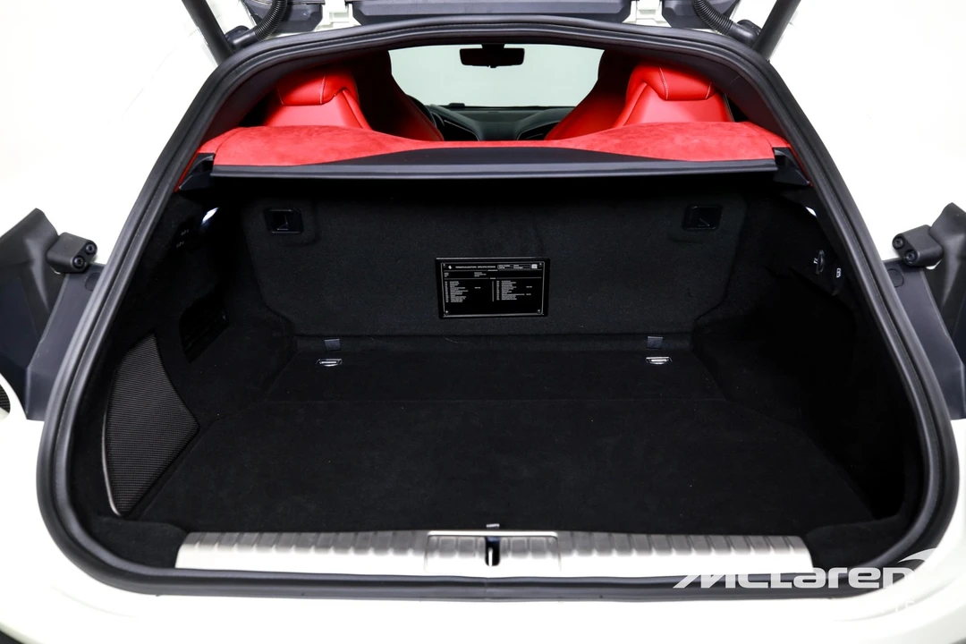 2026 Ferrari Purosangue - Image 21 of 31