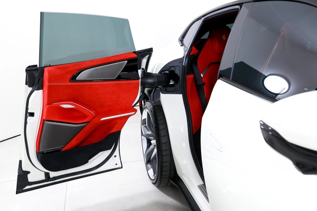 2026 Ferrari Purosangue - Image 24 of 31