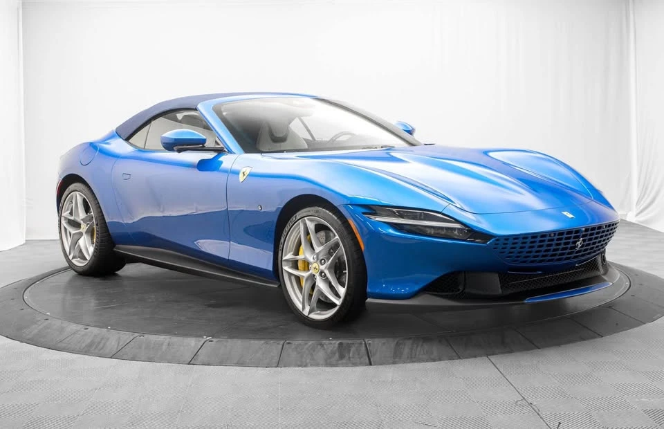 2026 Ferrari Roma Spider - Image 3 of 12
