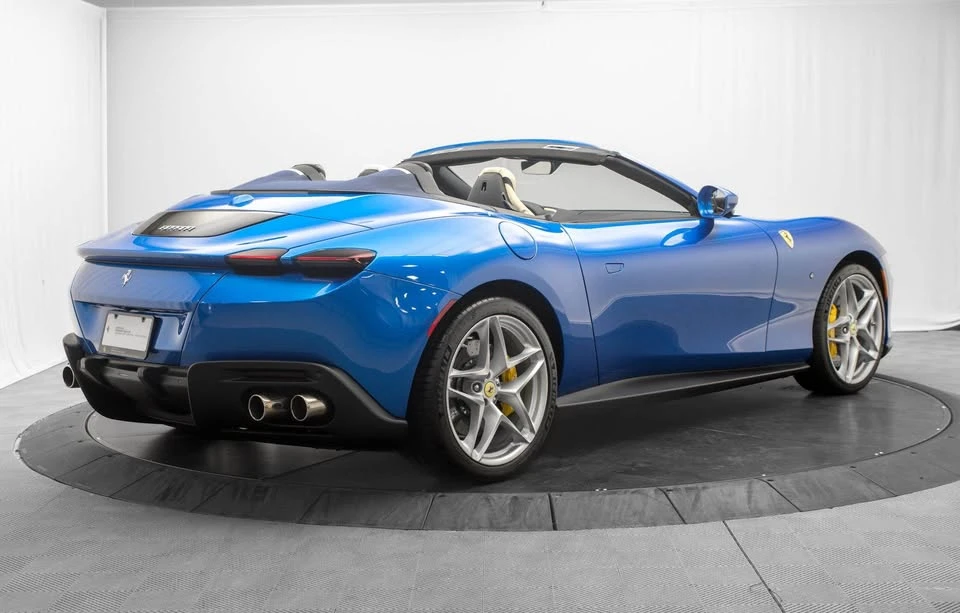 2026 Ferrari Roma Spider - Image 2 of 12