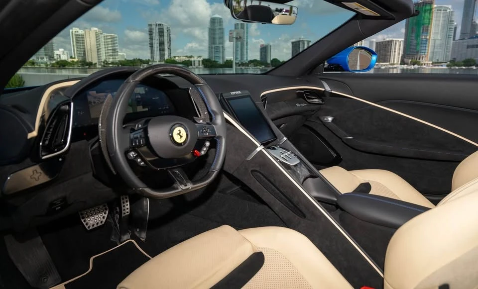2026 Ferrari Roma Spider - Image 5 of 11