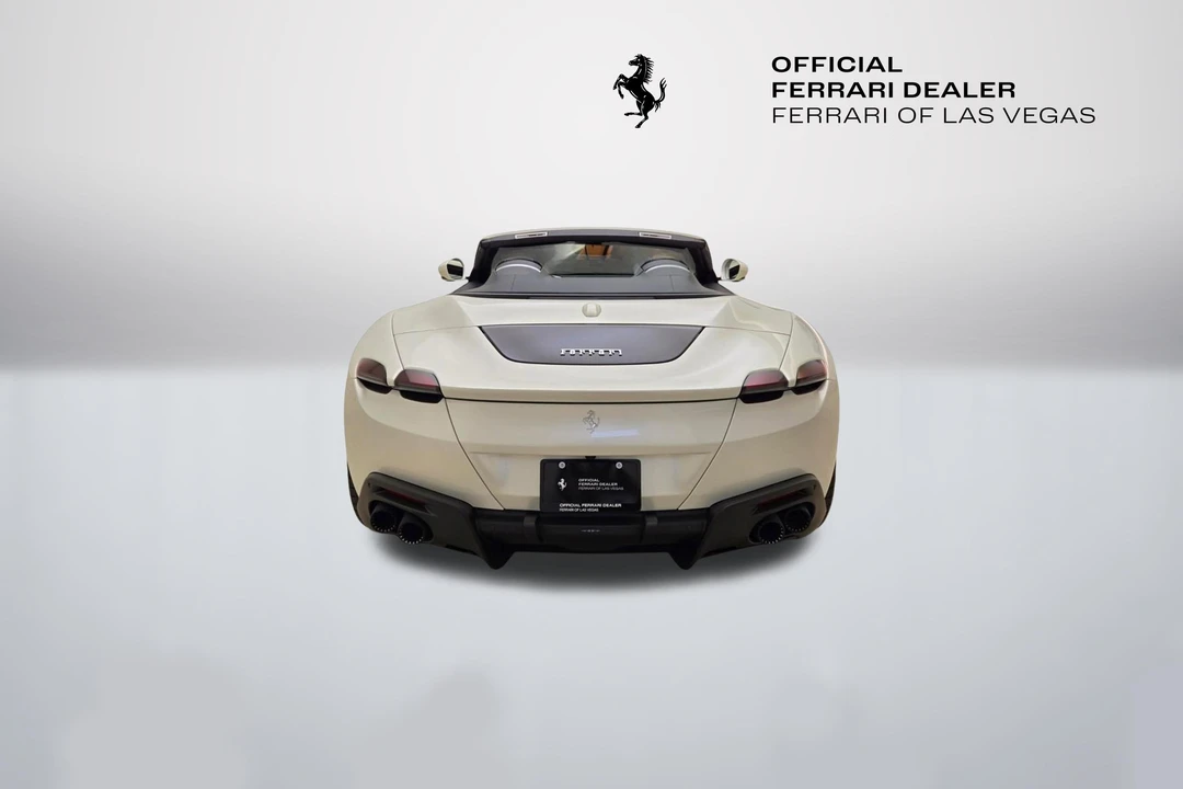 2026 Ferrari Roma Spider - Image 10 of 31