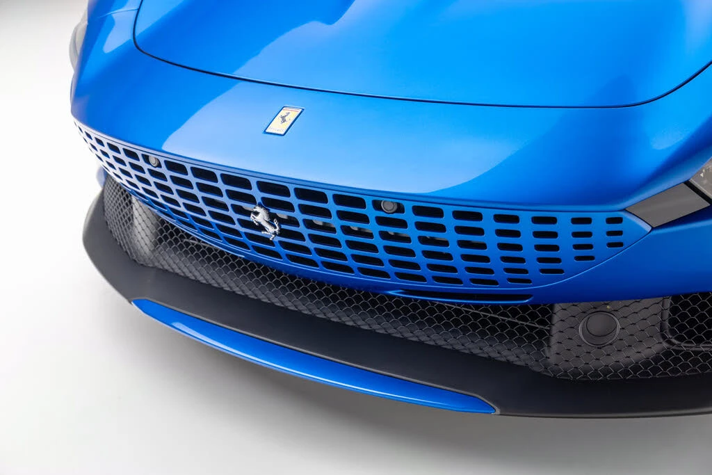 2026 Ferrari Roma Spider - Image 27 of 31