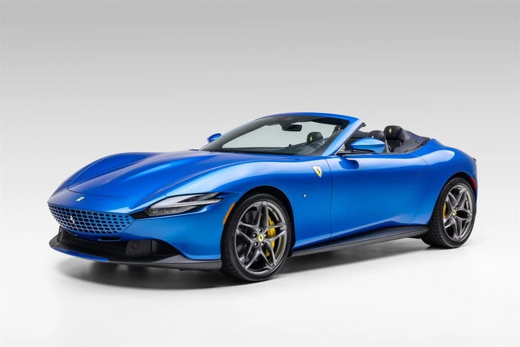 2026 Ferrari Roma Spider - Image 2 of 31