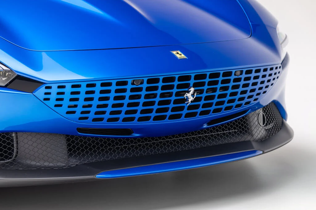 2026 Ferrari Roma Spider - Image 23 of 31