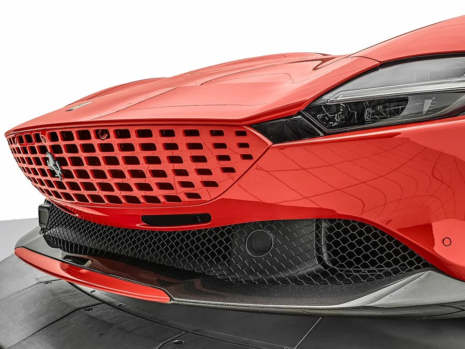 2026 Ferrari Roma Spider - Image 23 of 31