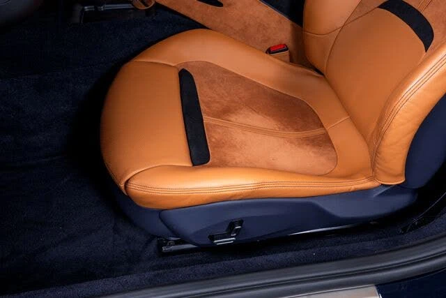 2026 Ferrari Roma Spider - Image 22 of 31
