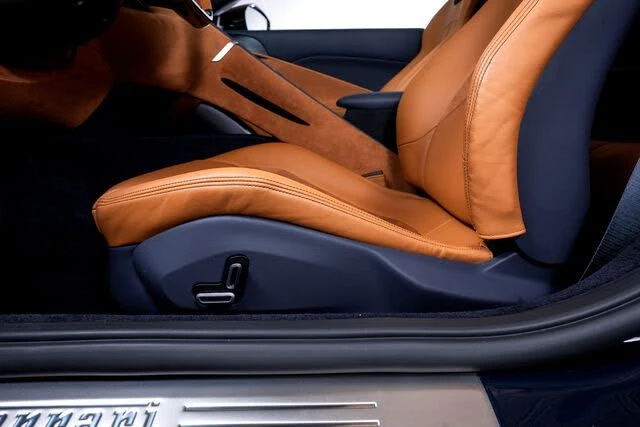 2026 Ferrari Roma Spider - Image 25 of 31
