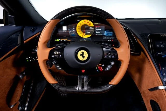 2026 Ferrari Roma Spider - Image 6 of 31