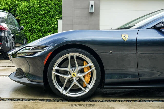2026 Ferrari Roma Spider - Image 4 of 31