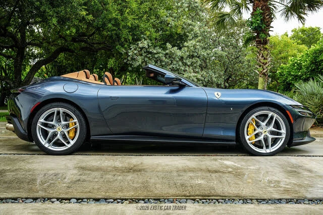 2026 Ferrari Roma Spider - Image 9 of 31