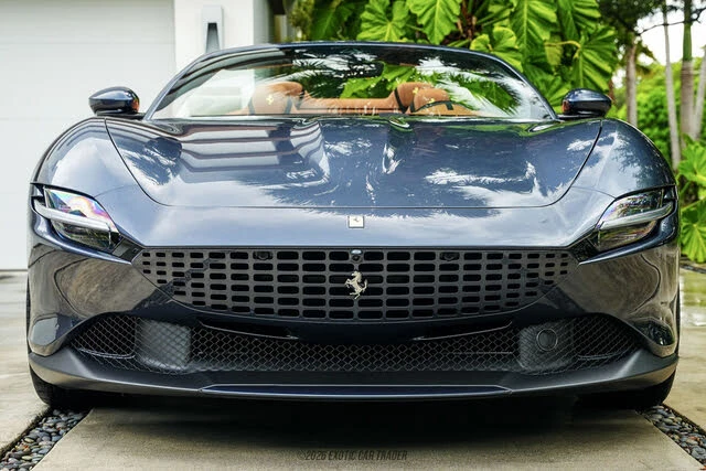 2026 Ferrari Roma Spider - Image 13 of 31