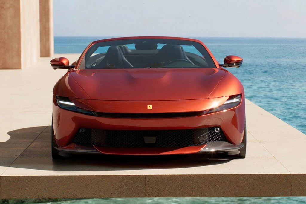 2026 Ferrari Roma Spider - Image 8 of 14