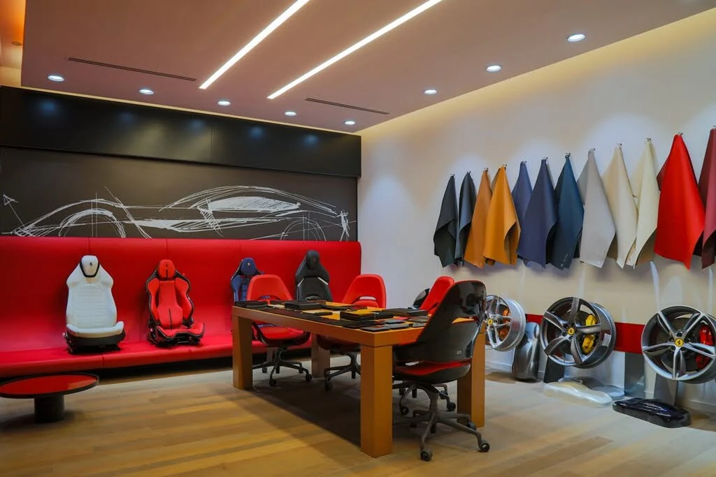 2026 Ferrari Roma Spider - Image 11 of 14