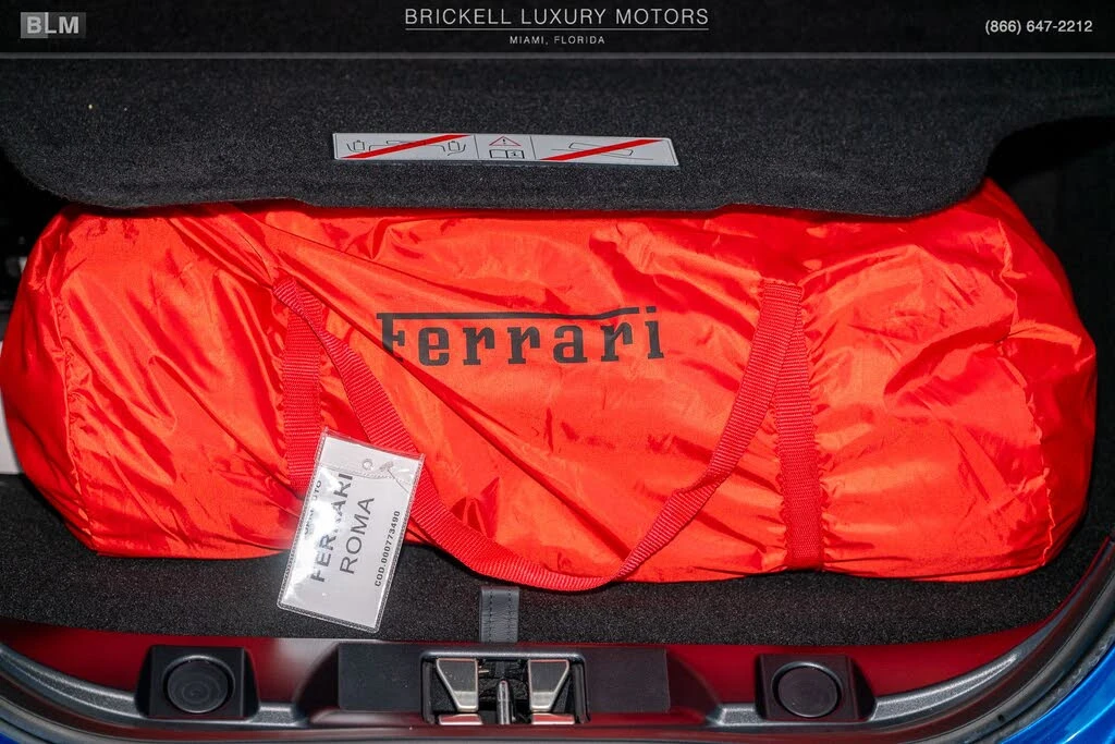 2026 Ferrari Roma Spider - Image 18 of 31