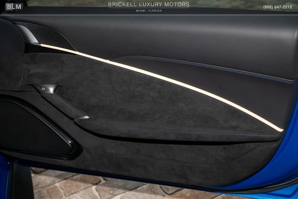 2026 Ferrari Roma Spider - Image 20 of 31
