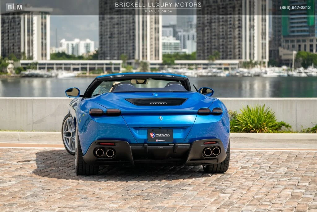 2026 Ferrari Roma Spider - Image 14 of 31