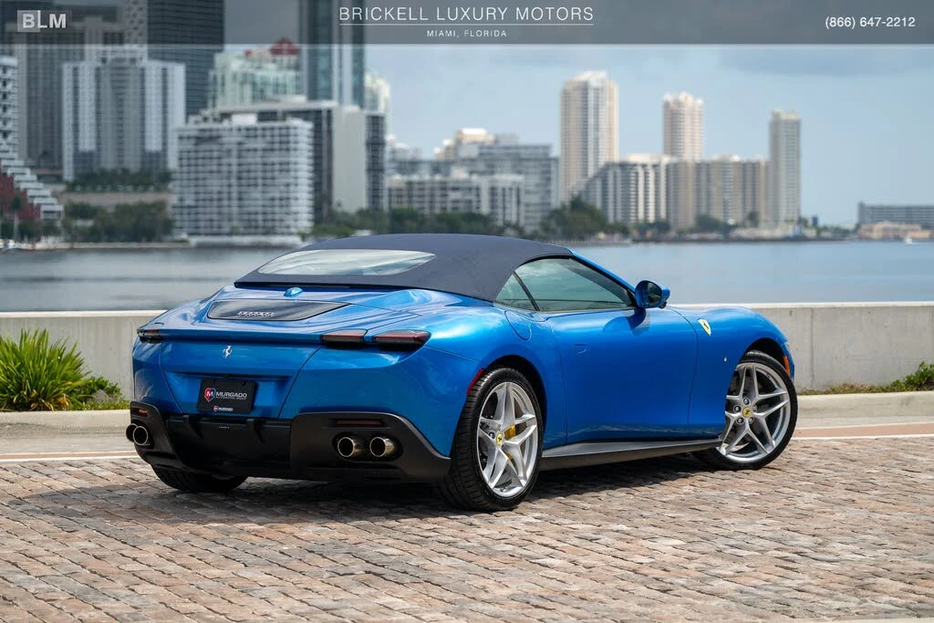 2026 Ferrari Roma Spider - Image 4 of 31