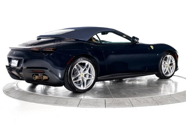 2026 Ferrari Roma Spider - Image 2 of 31