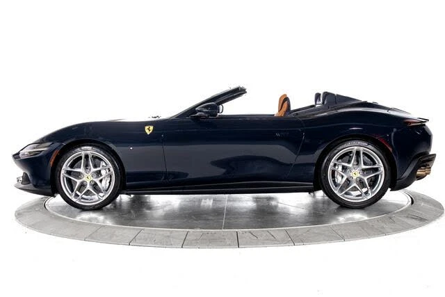 2026 Ferrari Roma Spider - Image 3 of 31
