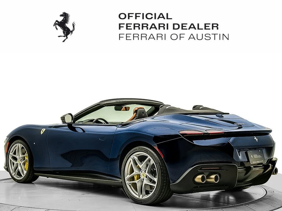 2026 Ferrari Roma Spider - Image 5 of 31