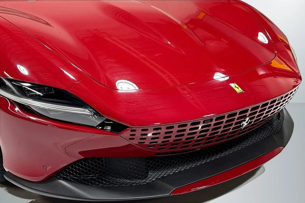 2026 Ferrari Roma Spider - Image 30 of 31