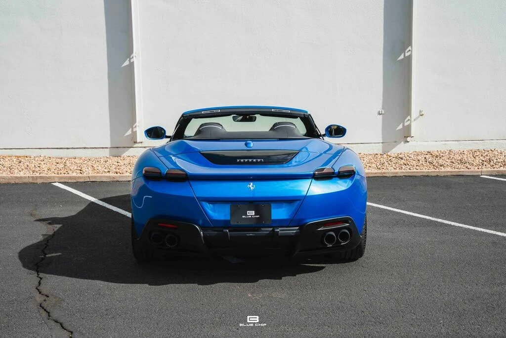 2026 Ferrari Roma Spider - Image 4 of 31
