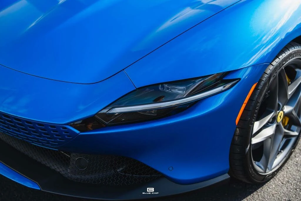2026 Ferrari Roma Spider - Image 7 of 31