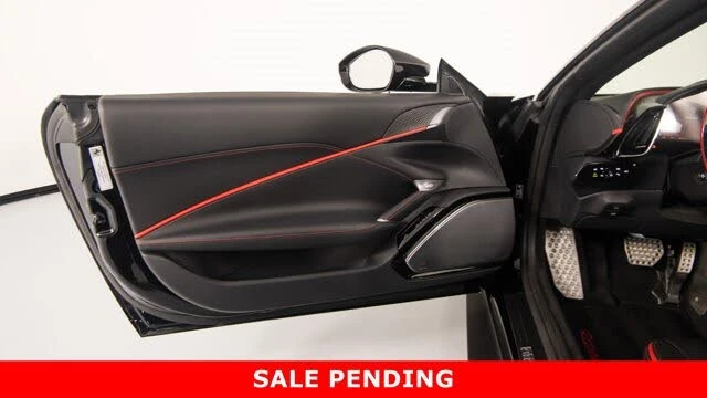 2026 Ferrari Roma Spider - Image 15 of 20