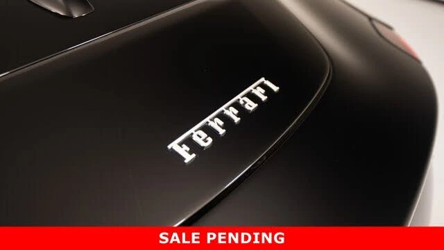 2026 Ferrari Roma Spider - Image 13 of 20