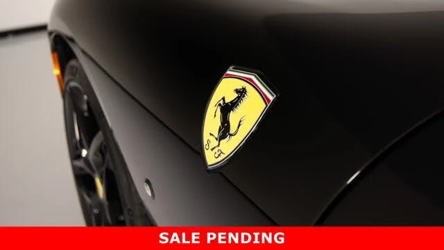 2026 Ferrari Roma Spider - Image 10 of 20