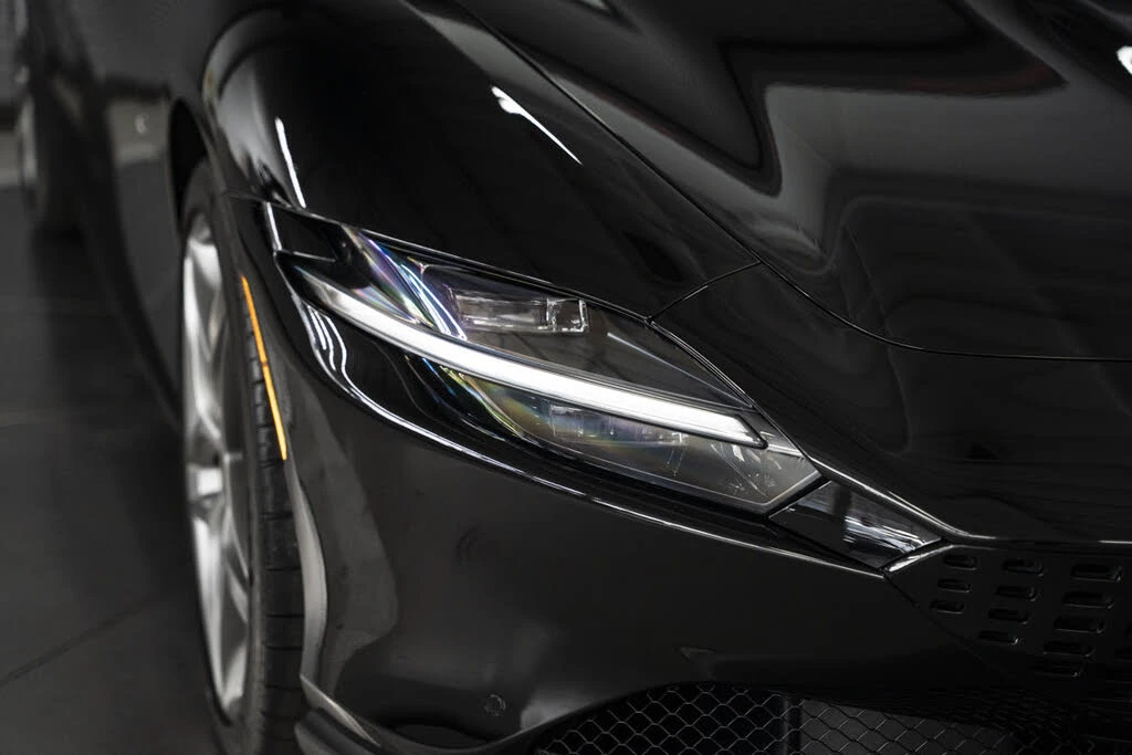 2026 Ferrari Roma Spider - Image 13 of 31